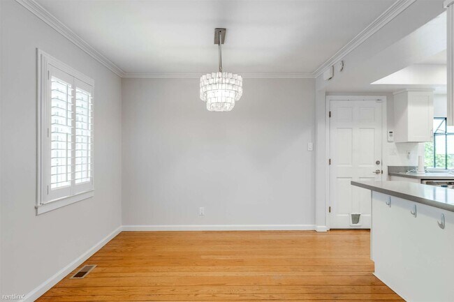 413 Poinsettia Avenue, San Mateo, CA 94403 photo 4