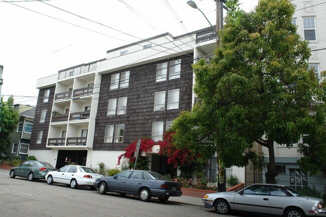 2431 Ellsworth St photo 2