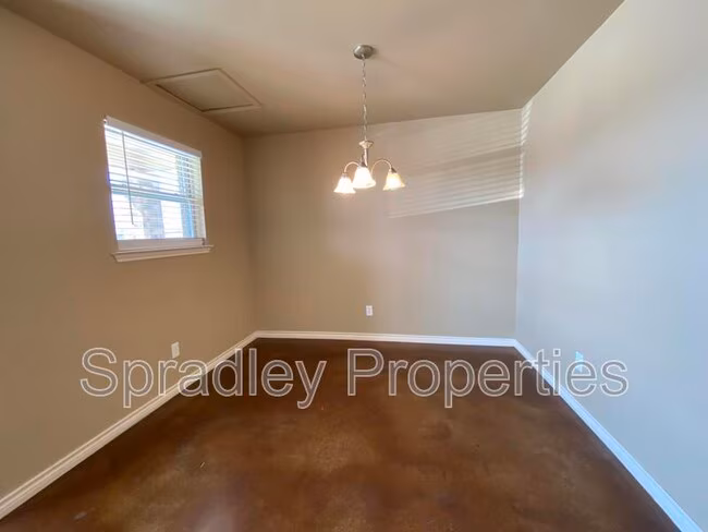 654 Laila Ln Belton, TX 76513 photo 5