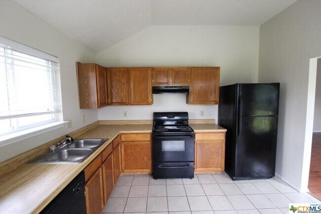2305 Woodlands Dr Killeen, TX 76549 photo 5