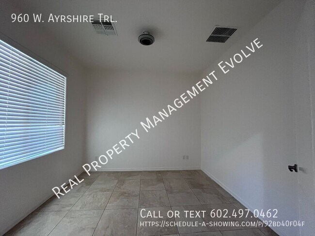 960 West Ayrshire Trail, San Tan Valley, AZ 85143 photo 4