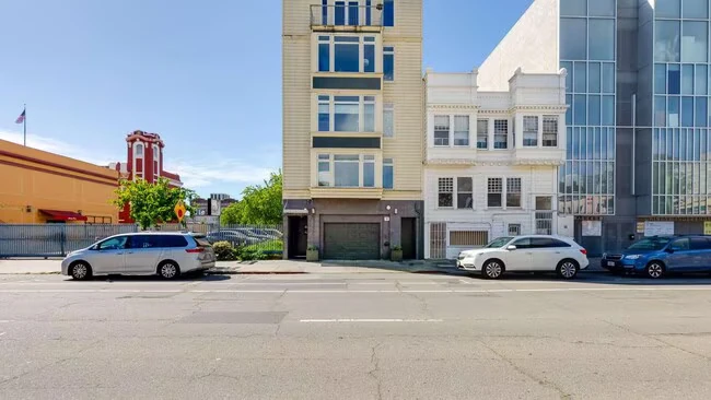 275 9th St Oakland, CA 94607 photo 2