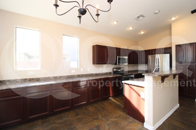 42805 North 43rd Drive, New River, AZ 85087 photo 5