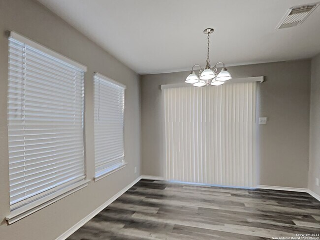 1111 Ranger Peak San Antonio, TX 78251 photo 3