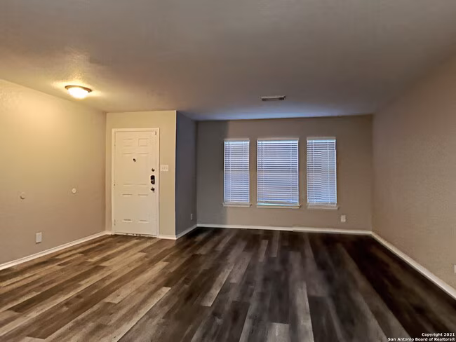 1111 Ranger Peak San Antonio, TX 78251 photo 4