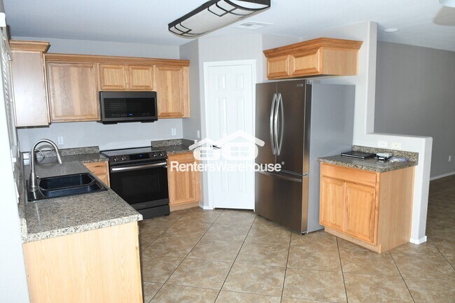 3282 W Belle Ave San Tan Valley, AZ 85144 photo 5