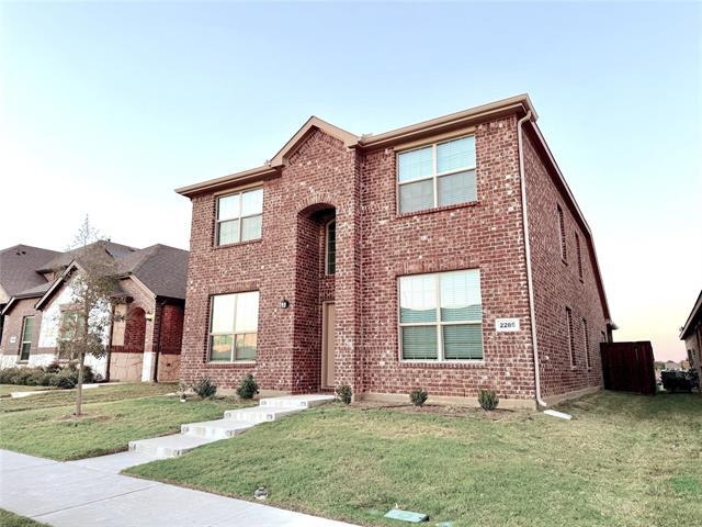 2285 Obsidian Drive, Aubrey, TX 76227 photo 2