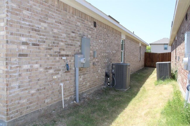 6416 Bishop Drive, Forney, TX 75126 photo 5