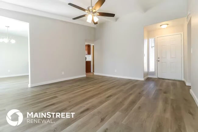 7527 W Elm St Phoenix, AZ 85033 photo 3