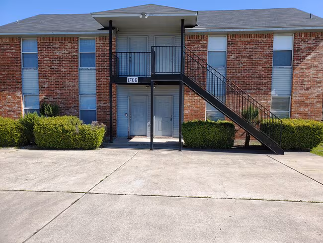 1706 Windward Dr Killeen, TX 76543 photo 2