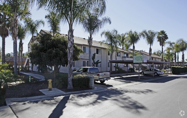 Parkwood Villas photo 2
