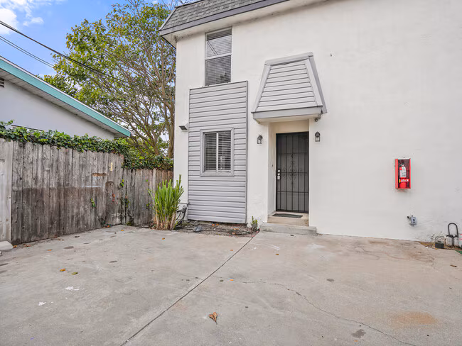 6374 Caminito Salado San Diego, CA 92111 photo 2