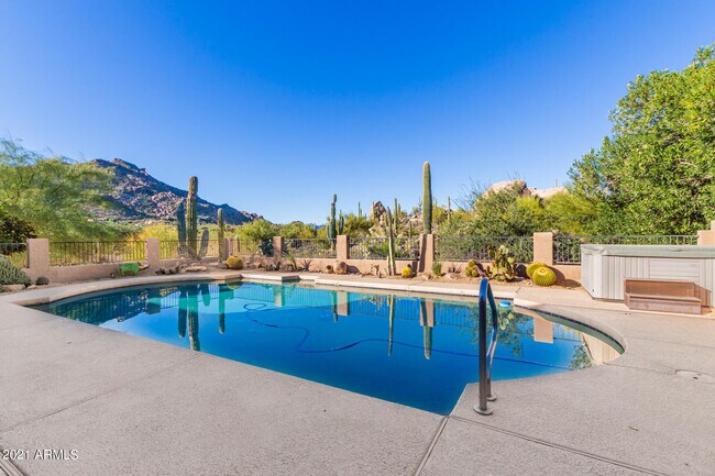 1404 Boulder Pass Carefree, AZ 85377 photo 2
