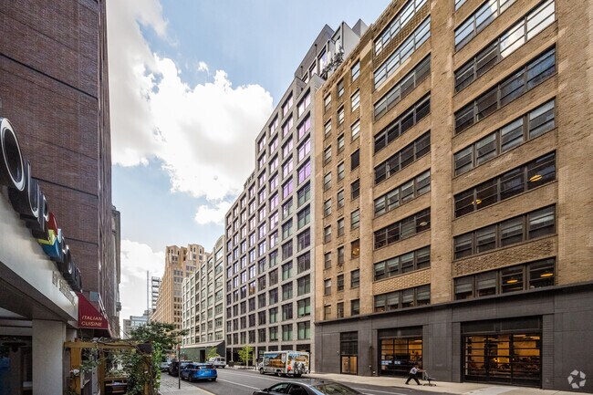 77 Charlton St New York, NY 10014 photo 4