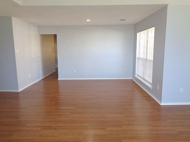 3610 Berrywood Circle, Garland, TX 75040 photo 4