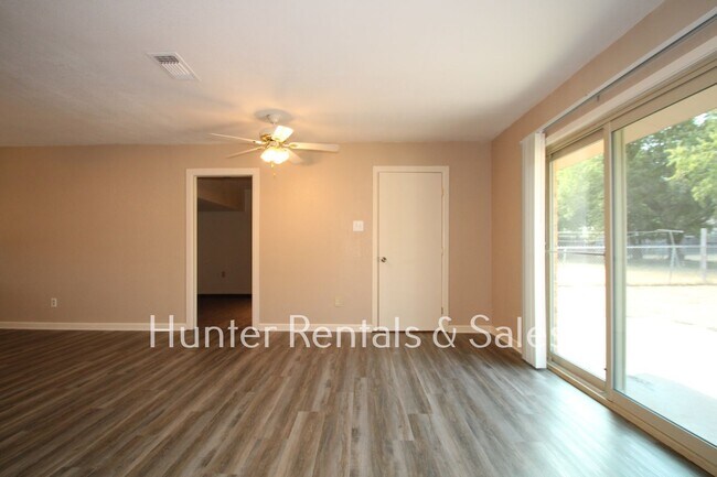 2711 Mountain Ave Copperas Cove, TX 76522 photo 5