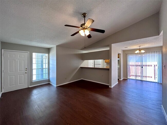 506 Willowbend Cove Round Rock, TX 78664 photo 3