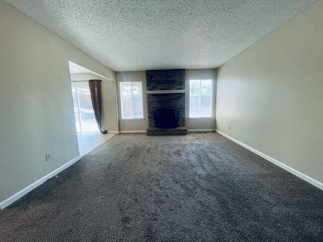 Move photo 4