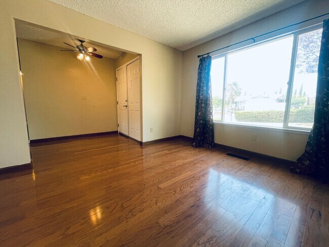 Move photo 2