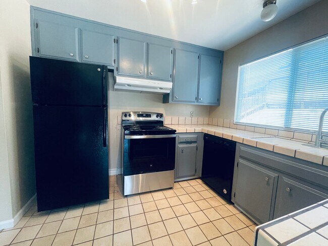 Move photo 5
