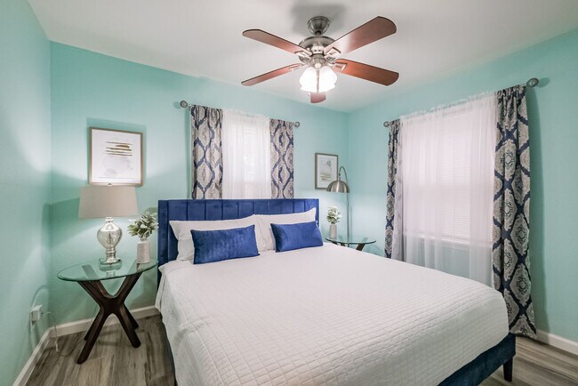 1329 W 21st St Houston, TX 77008 photo 5