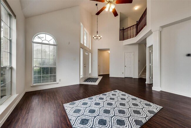 1329 Sheila Drive, Plano, TX 75023 photo 2