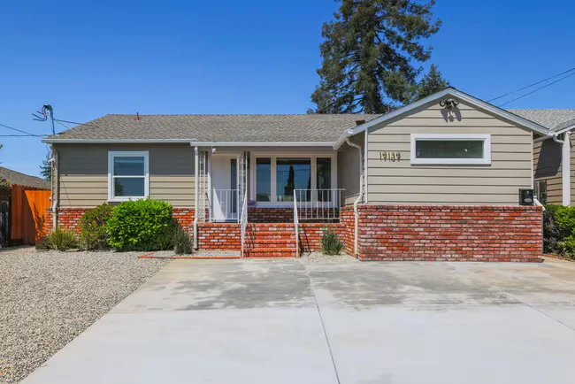 19139 Vaughn Ave Castro Valley, CA 94546 photo 2