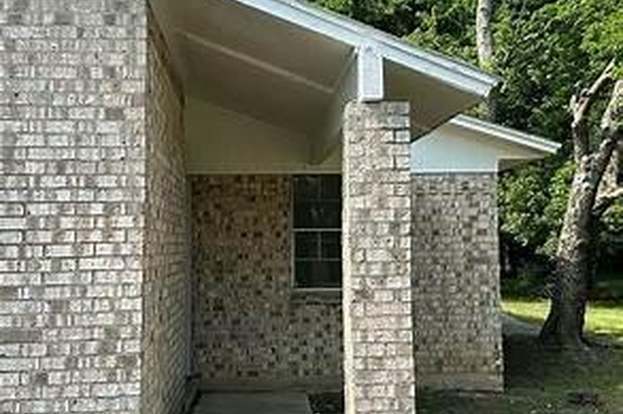 3005 Bob O Link Lane, Denton, TX 76209 photo 2