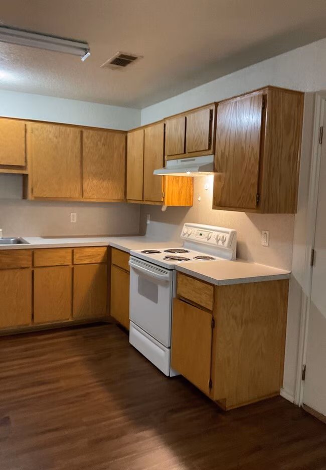 2700 Alma Dr Killeen, TX 76549 photo 3