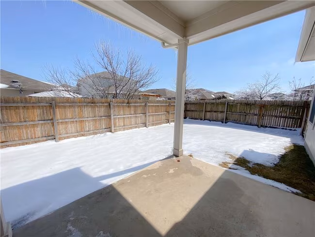 1002 Hawkeye Point Rd Georgetown, TX 78626 photo 4