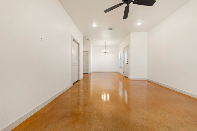 1930 Caspian Trl Killeen, TX 76548 photo 5