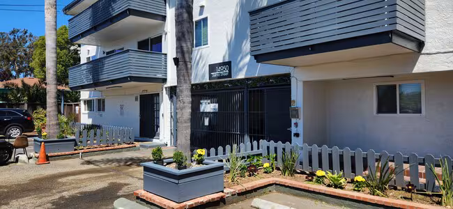 Zelma Apartments photo 3