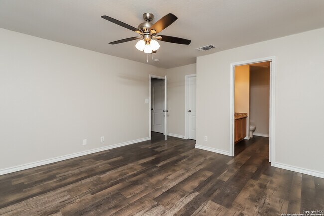 3427 Ridge Ash San Antonio, TX 78247 photo 5