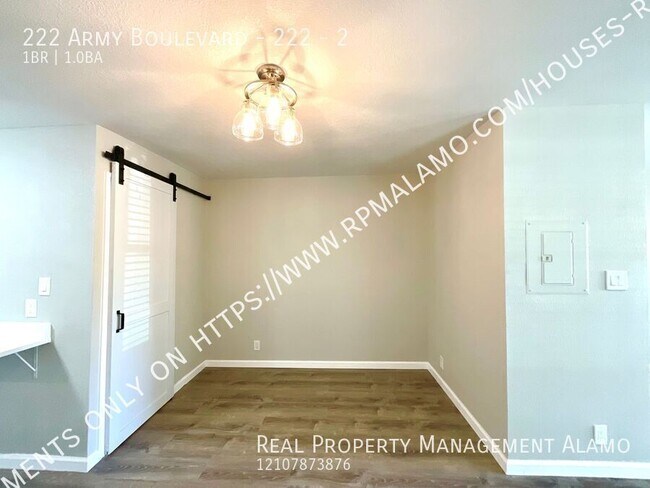 222 Army Blvd San Antonio, TX 78215 photo 4