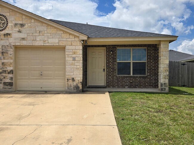 1306 Loyal Ln Killeen, TX 76549 photo 2