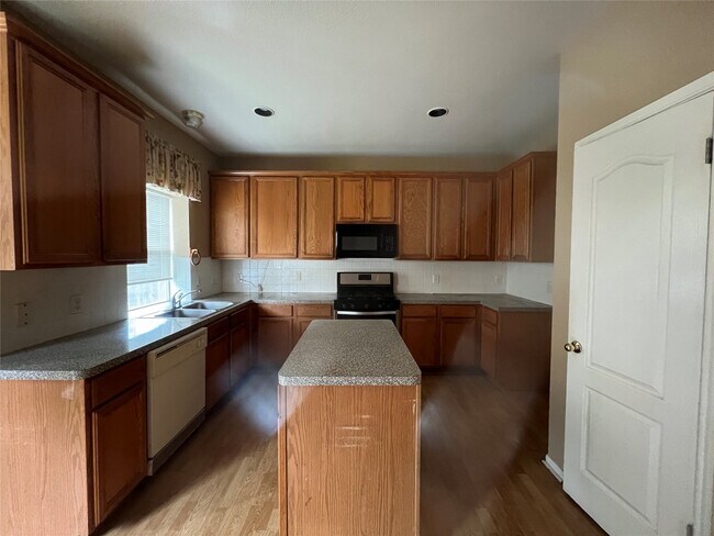 3525 Bratton Ridge Crossing Austin, TX 78728 photo 4
