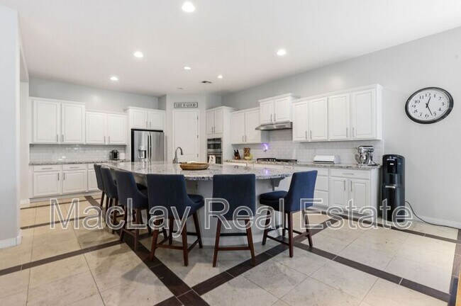 5808 S Wilson Way Gilbert, AZ 85298 photo 4