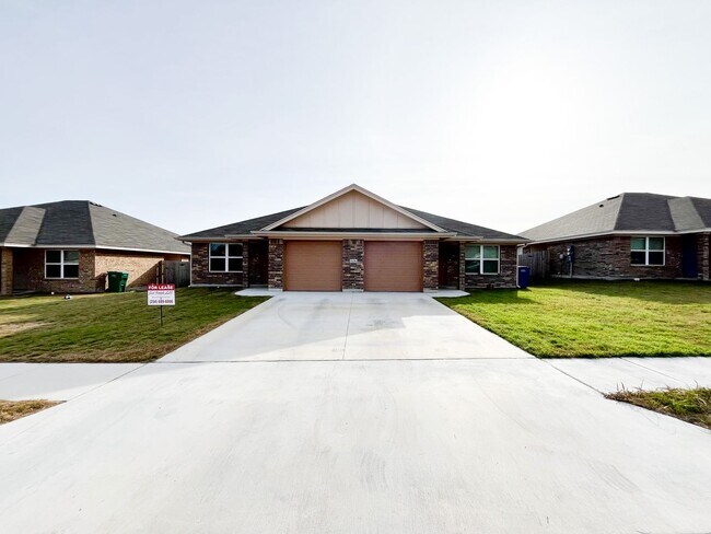 1606 Risen Star Ln Copperas Cove, TX 76522 photo 2