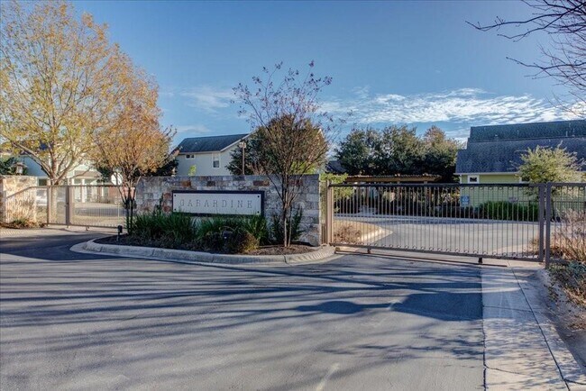 12212 Tawny Farms Rd Austin, TX 78748 photo 3