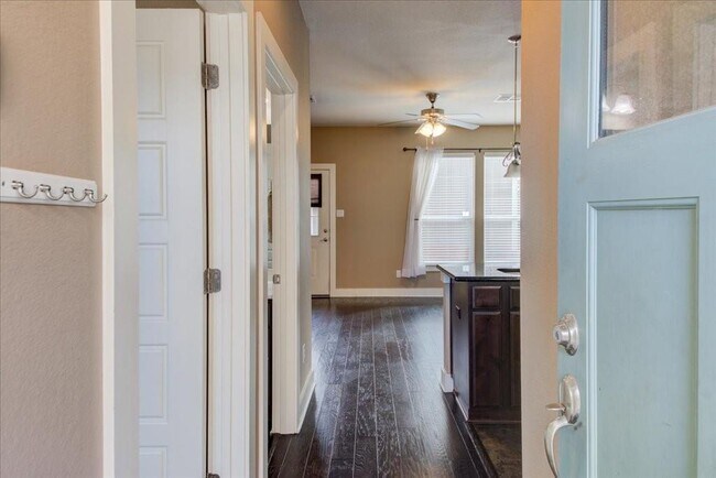 12212 Tawny Farms Rd Austin, TX 78748 photo 5