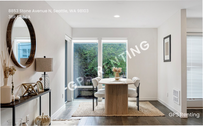 8853 Stone Ave N Seattle, WA 98103 photo 5