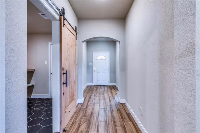 3305 Avenue J Fort Worth, TX 76105 photo 3