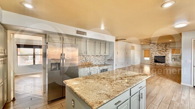3130 W Knudsen Dr Phoenix, AZ 85027 photo 5