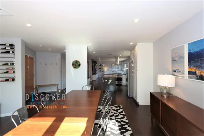 6014 Market St Oakland, CA 94608 photo 5