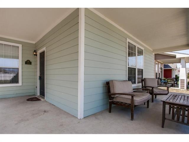 2013 Prospect Ln Providence Village, TX 76227 photo 2