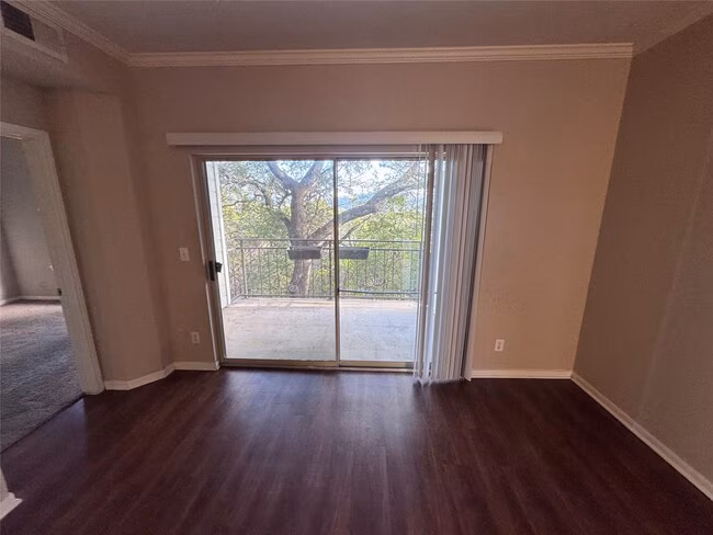 6000 Shepherd Mountain Cove Austin, TX 78730 photo 2