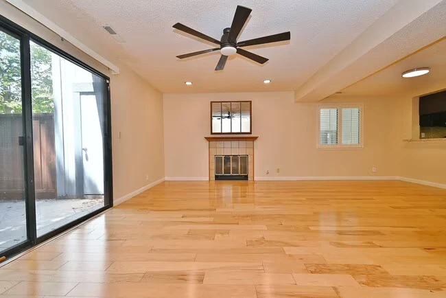 36895 Newark Blvd Newark, CA 94560 photo 4