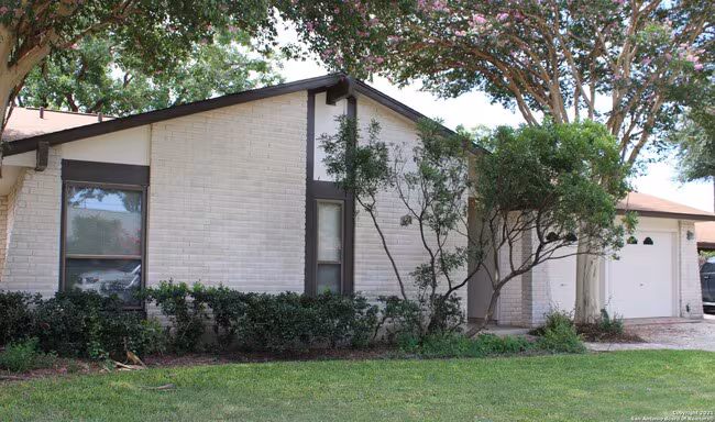 5314 Peppermint Ln San Antonio, TX 78219 photo 3