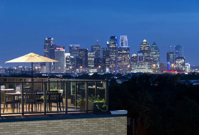 Alexan Lower Greenville photo 2