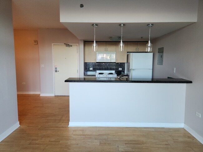 425 W Beech St San Diego, CA 92101 photo 4